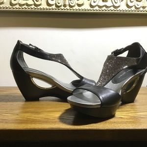 Andrew Geller Rhinestone Wedge Sandals - Bk - Sz 7